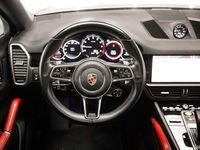 Usado Porsche Cayenne 462 CV (339 kW) 2021 Gris / plata SUV