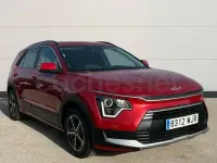 Usado Kia Niro 183 CV (134 kW) 2023 Rojo SUV