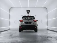 Używany Renault Captur Zen 90 KM (66 kW) 2016 Biały SUV