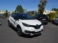 Usado Renault Captur Zen 120 CV (88 kW) 2018 Blanco SUV
