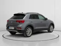Usado VW T-Roc Life 150 CV (110 kW) 2022 Gris SUV