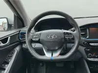 Usado Hyundai Ioniq 141 CV (103 kW) 2018 Gris Utilitario