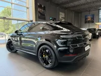 Nuevo Porsche Cayenne Turbo E-Hybrid 740 CV (544 kW) 2026 Negro SUV