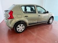 Usado Dacia Sandero Ambiance 75 CV (55 kW) 2008 Verde Utilitario