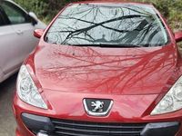 Usado Peugeot 307 CC 110 CV (80 kW) 2006 Granate Descapotable