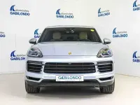 Usado Porsche Cayenne 462 CV (339 kW) 2021 Gris / plata SUV