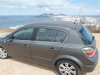 Usado Opel Astra Cosmo 100 CV (73 kW) 2009 Negro Berlina