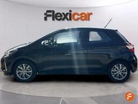 Usado Toyota Yaris Active 111 CV (81 kW) 2017 Negro Berlina