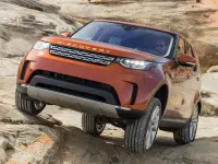 Käytetty Land Rover Discovery 5 HSE 241 HP (177 kW) 2017 Musta Katumaasturi