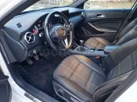 Usado Mercedes A200 Urban 136 CV (100 kW) 2014 Blanco Berlina