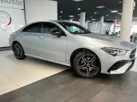Usado Mercedes CLA250e 218 CV (160 kW) 2025 Gris / plata Berlina
