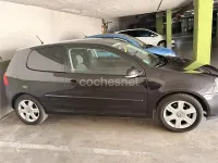 Usado VW Golf VI Highline 122 CV (89 kW) 2008 Negro Utilitario