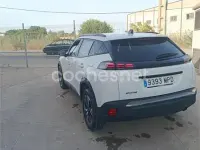 Usado Peugeot 2008 Active 100 CV (73 kW) 2024 Blanco SUV