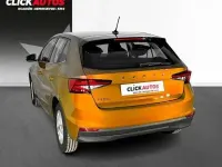 Usado Skoda Fabia Ambition 110 CV (80 kW) 2024 Negro Utilitario