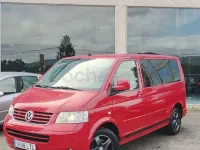 Usado VW Multivan Comfortline 174 CV (127 kW) 2008 Rojo Monovolumen