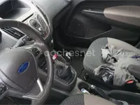 Usado Ford Tourneo Courier Ambiente 75 CV (55 kW) 2015 Azul Monovolumen