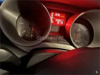 Usado Seat Ibiza Style 90 CV (66 kW) 2010 Rojo Berlina