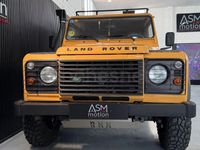 Usado Land Rover Defender S 122 HP (89 kW) 2010 Amarelo Carrinha