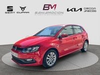 Usado VW Polo Advance 75 CV (55 kW) 2015 Rojo Berlina