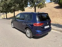 Usado VW Touran Edition 115 CV (84 kW) 2018 Azul Monovolumen