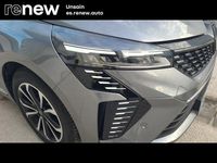 Käytetty Renault Clio V Techno 100 HP (73 kW) 2025 Harmaa Sedan