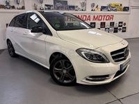 Usado Mercedes B200 156 CV (114 kW) 2014 Blanco Monovolumen