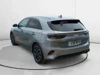 Usado Kia Ceed Edition 7 100 CV (73 kW) 2025 Gris Utilitario