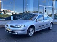 Usado Renault Laguna III Authentique 111 CV (81 kW) 2007 Gris / plata Berlina