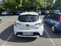 Usado Toyota Corolla Active 122 CV (89 kW) 2021 Blanco Berlina