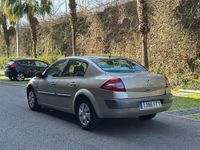Usado Renault Mégane II Dynamique 110 CV (80 kW) 2006 Beige Berlina