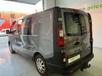 Usado Opel Vivaro Selective 125 CV (91 kW) 2017 Gris Monovolumen