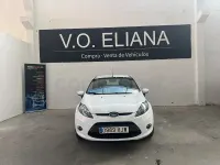 Usado Ford Fiesta Trend 70 CV (51 kW) 2011 Blanco Berlina