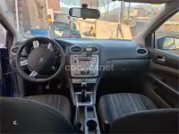 Usado Ford Focus Trend 115 CV (84 kW) 2009 Azul Berlina