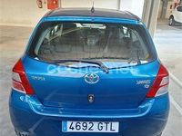 Usado Toyota Yaris Active 101 CV (74 kW) 2010 Azul Utilitario