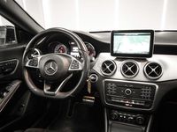 Usado Mercedes CLA200 Shooting Brake AMG line 136 CV (100 kW) 2016 Blanco Familiar