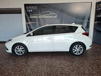 Usado Toyota Auris Active 116 CV (85 kW) 2017 Blanco Berlina