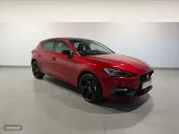 Usado Seat Leon FR 204 CV (150 kW) 2025 Rojo Berlina