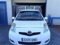 Usado Toyota Yaris Active 101 CV (74 kW) 2009 Blanco Berlina