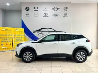 Usado Peugeot 2008 Active 131 CV (96 kW) 2023 Blanco SUV