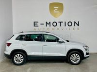 Usado Skoda Karoq Ambition 115 CV (84 kW) 2023 Blanco SUV