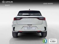 Usado Lexus LBX 136 CV (100 kW) 2025 Plateado SUV