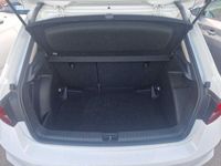 Usado Skoda Fabia Essence 80 CV (58 kW) 2024 Blanco