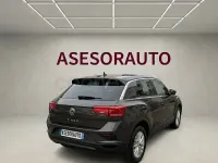 Usado VW T-Roc Edition 115 CV (84 kW) 2020 Gris / plata SUV
