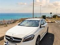 Usado Mercedes A180 AMG line 122 CV (89 kW) 2017 Blanco Berlina