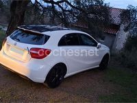 Usado Mercedes A200 AMG line 136 CV (100 kW) 2015 Blanco Berlina