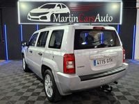 Usado Jeep Patriot Limited 140 CV (102 kW) 2010 Gris / plata SUV