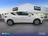 Usado Seat Leon Style 116 CV (85 kW) 2025 Blanco Berlina