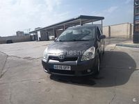 Usado Toyota Corolla Verso Sol 136 CV (100 kW) 2008 Gris / plata Monovolumen