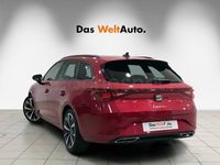 Usado Seat Leon FR 150 CV (110 kW) 2025 Rojo Familiar
