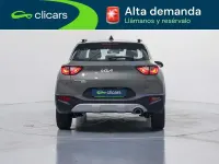 Usado Kia Stonic 120 CV (88 kW) 2023 Gris SUV